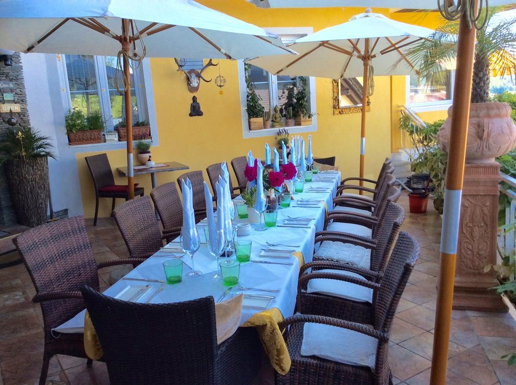 Villa Desiree - Hotel Garni - Adults Only 빌라흐 외부 사진